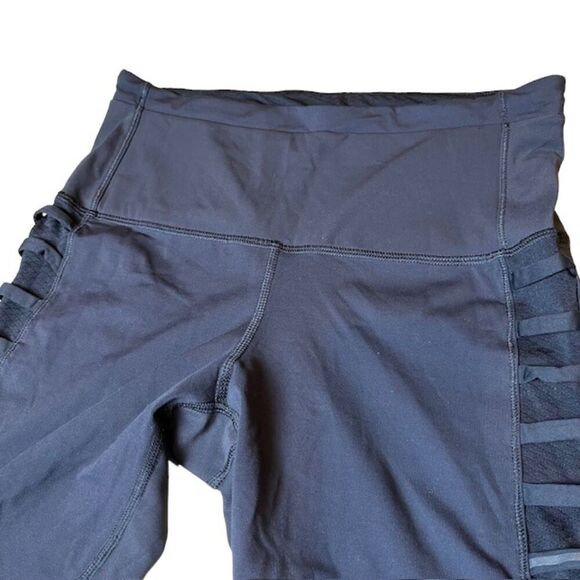 Lululemon Sunshine Salutation Crop (Full-On Luxtreme) Black Size 8 - Picture 5 of 12